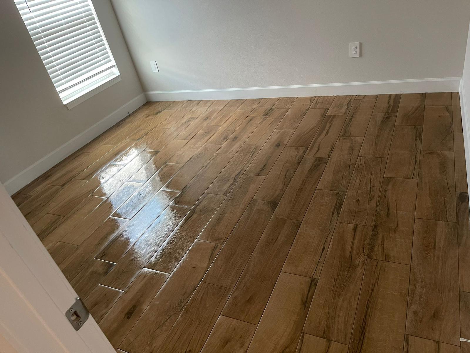 Tile flooring contractor in Palm Bay, FL